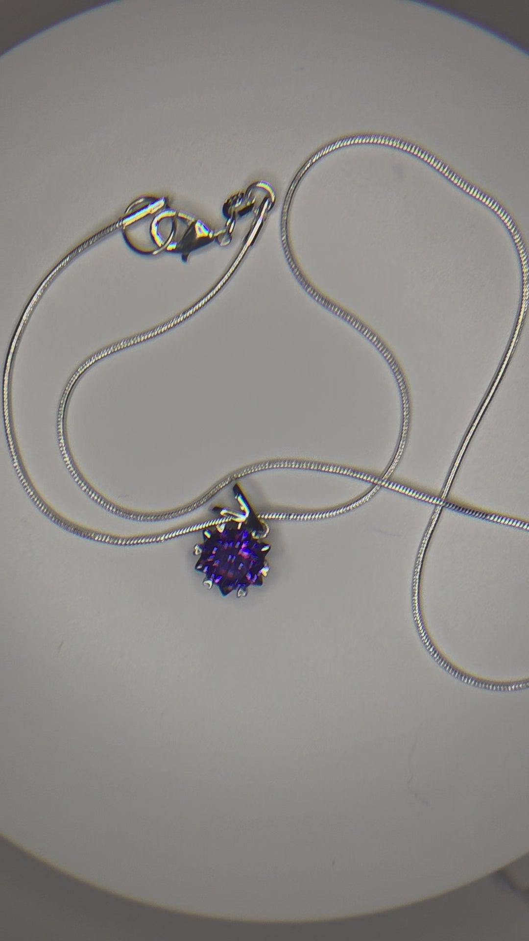 2.61 carat purple synthetic amethyst solitare pendant